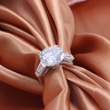 8.00ct Round Cut Moissanite, Classic Engagement Ring, 14Kt 585 White Gold