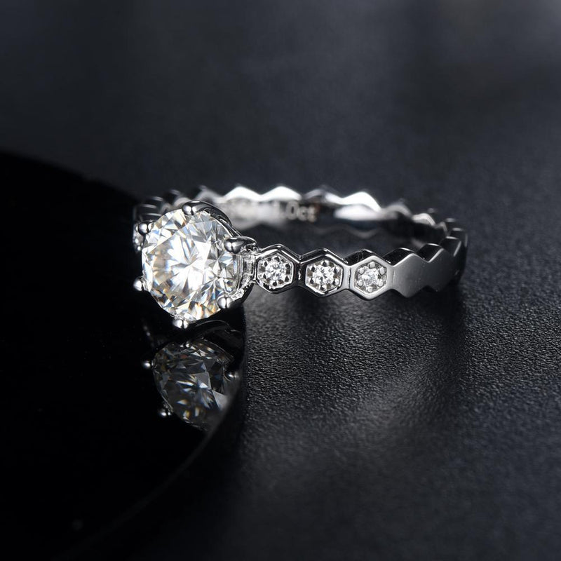 1.00ct Moissanite Engagement Ring Shoulder Set Honey Comb Design