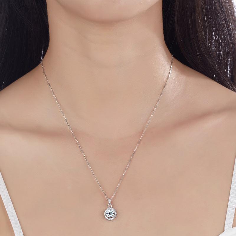 1.00ct Diamond Halo Pendant Classic Round Cut Diamond Necklace
