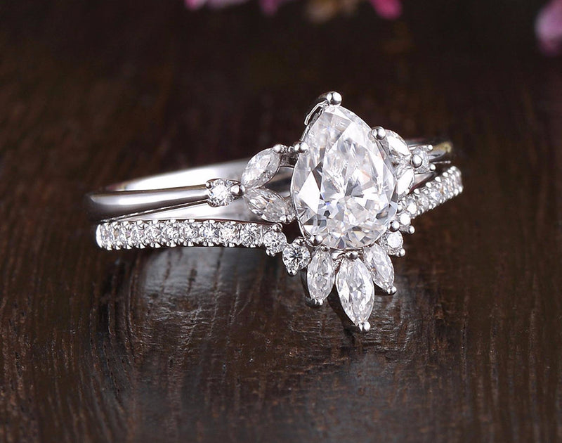5.93 CTW PEAR SHAPE DIAMOND WEDDING RING SET (Includes a Matching Wedding  Ring)